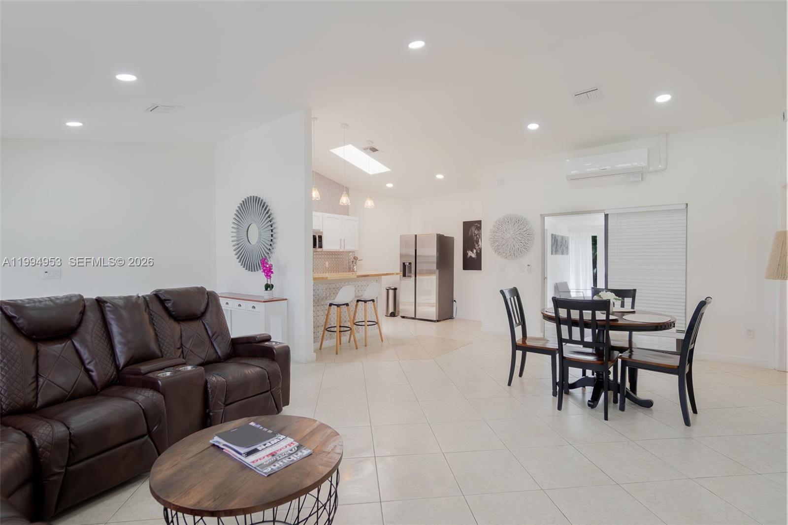 SUGAR POND MANOR OF WELLI - Residential