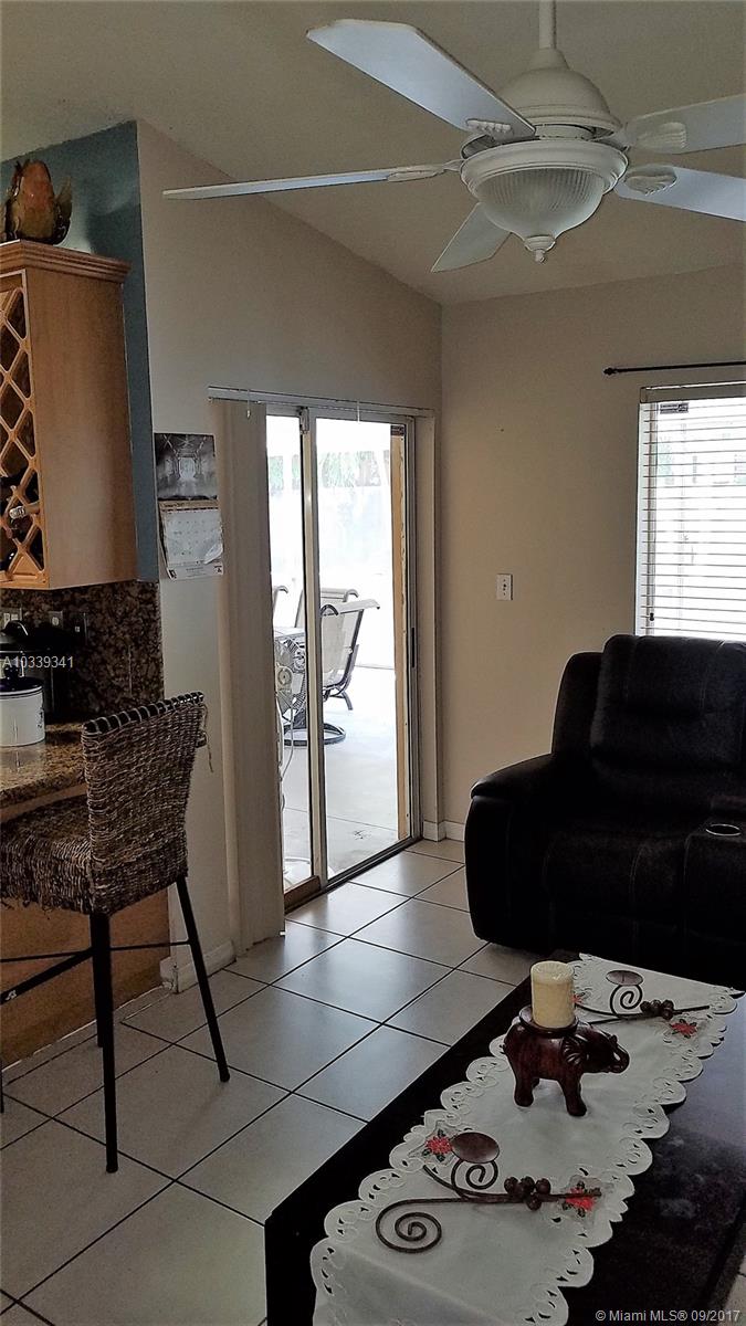 MAJESTIC ESTATES 3RD ADDN - Residential Lease
