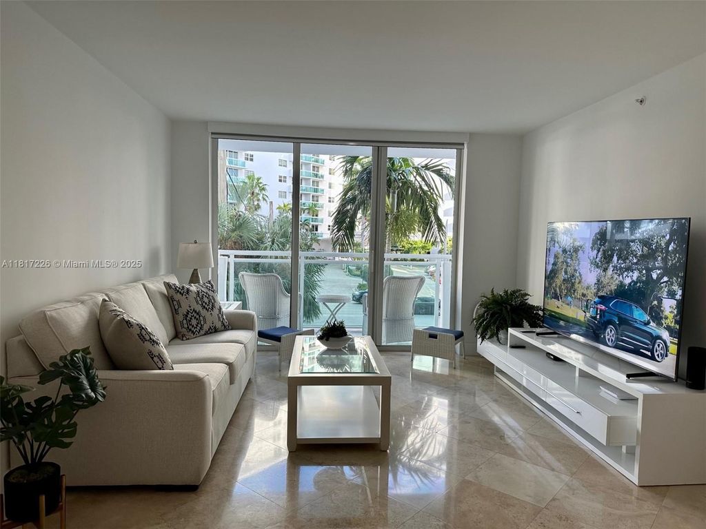 Photo of 3000 S Ocean Dr #118, Hollywood, FL 33019 (MLS # A11817226)