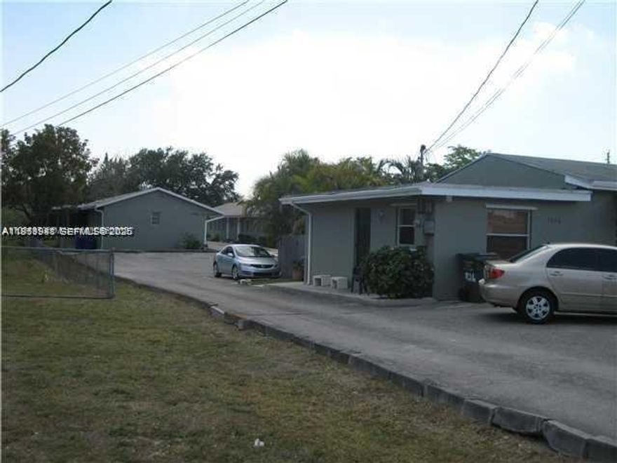 GREAT INCOME PRODUCING PROPERTY. THIS MULTIFAMILY ASSET HAS 6 UNITS CENTRALLY LOCATED IN THE CITY OF HOLLYWOOD, MINUTES AWAY FROM SEMINOLE HARD ROCK HOTEL AND CASINO, 1-95 AND TURNPIKE. TWO HUGE STAND ALONE DUPLEX (4UNITS), ONE SINGLE 3 BED 1 BATH FAMILY HOUISE WITH AN ADDITIONAL IN LAW QUARTERS. 100% OCCUPIED WITH LONG TERM TENANTS. TENANTS PAYING EXTREMELY LOW RENTS, ACTUAL RENT COLLECTS $7,200.00 WITH AN UPSEIDE POTENTIAL GROSS INCOME TO 11,500.00 GROSS A MONTH. WITH CURRENT LOW INVENTORY LEVELS AND PROJECTED RENT INCREASES, THIS PROPERTY SERVES AS AN AMAZING INVESTMENT OPPORTUNITY. EACH UNIT HAS ELECTRIC AND WATER METER. NEW WATER HEATER IN ALL UNITS.