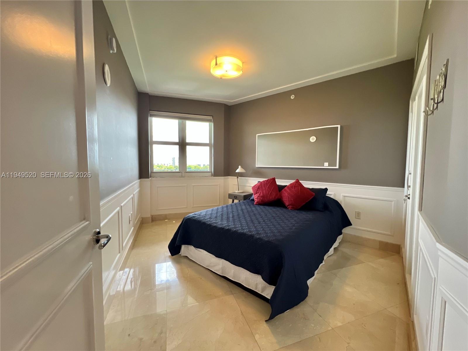 TURNBERRY VLG NO TOWER CO - Residential