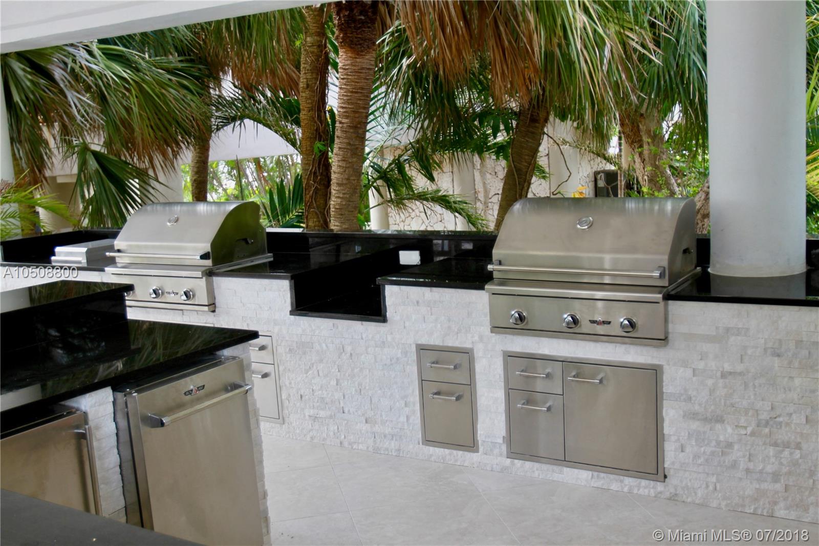 THE PALM BAY YACHT CLUB C - Residential