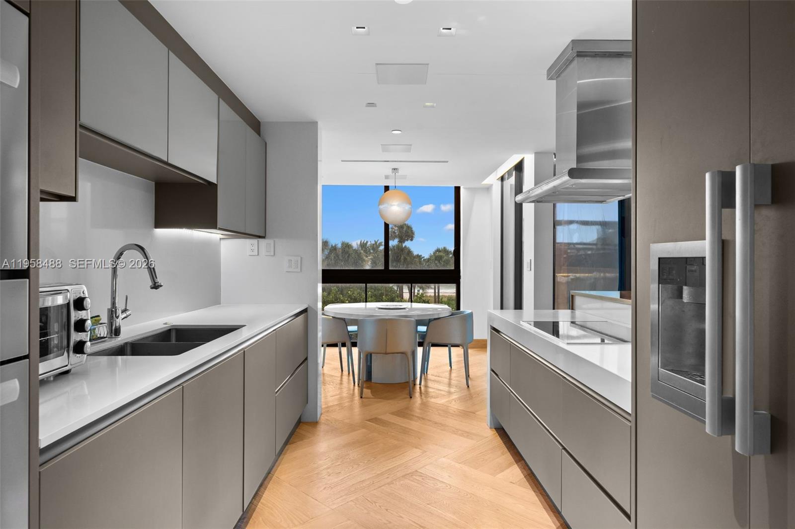 BAL HARBOUR TOWER CONDO - Residential