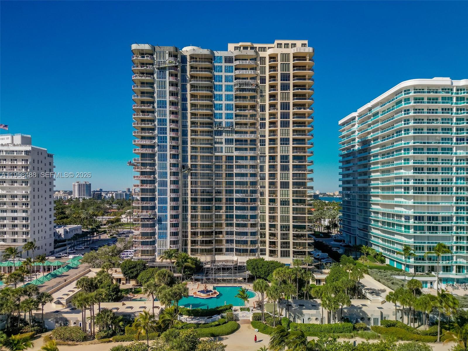 BAL HARBOUR TOWER CONDO - Residential
