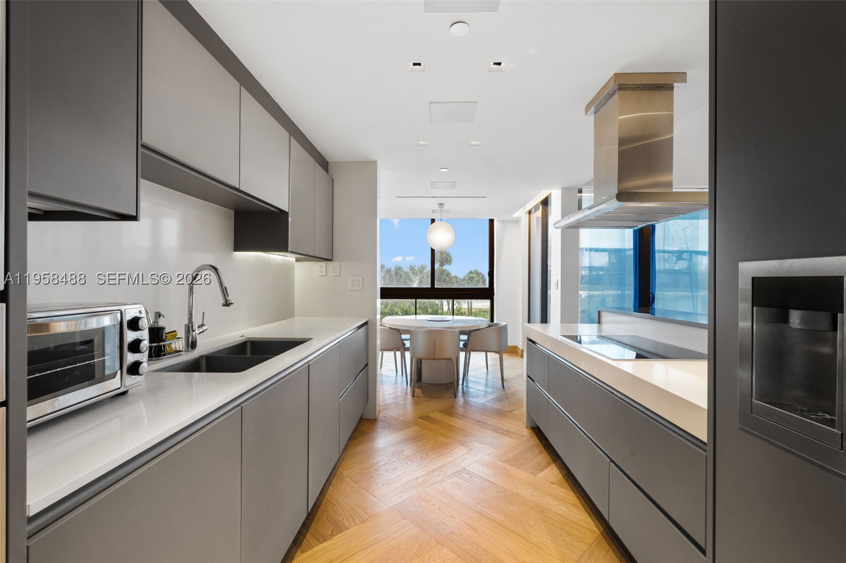 9999 Collins Ave Apt 3e, Bal Harbour, FL, 33154, USA, 3 Bedrooms Bedrooms, ,4 BathroomsBathrooms,Condo,Active,9999 Collins Ave Apt 3e,A11958488