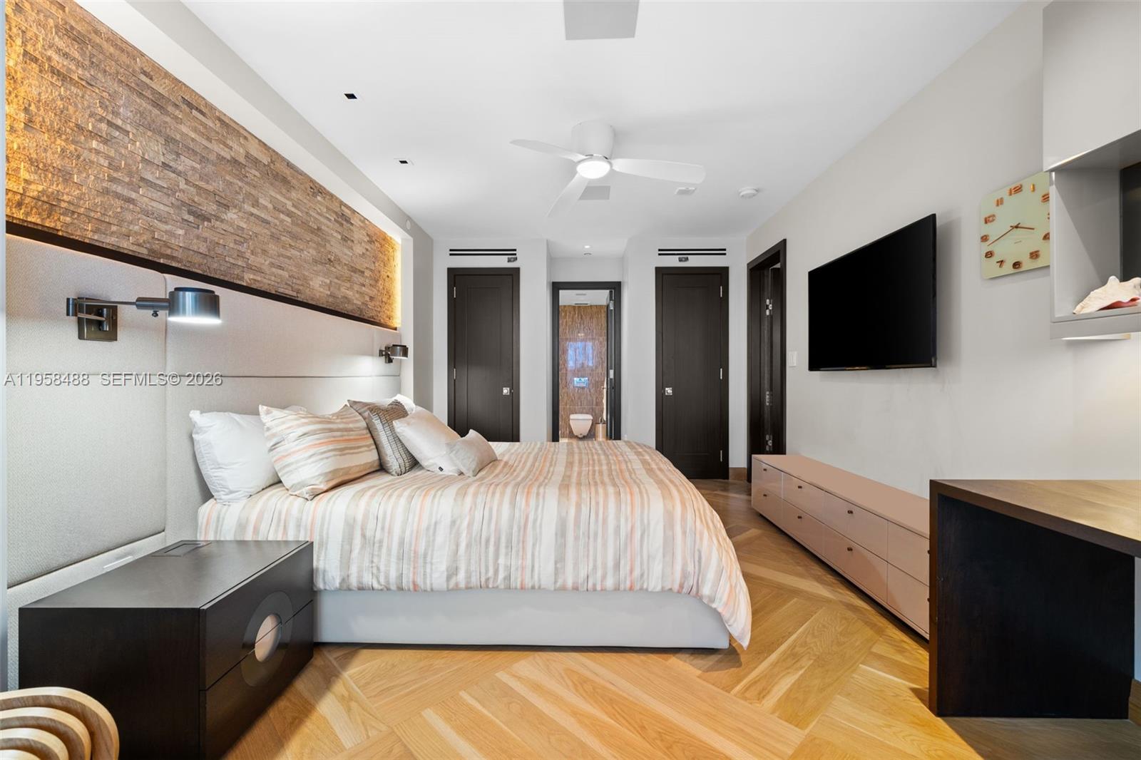 BAL HARBOUR TOWER CONDO - Residential