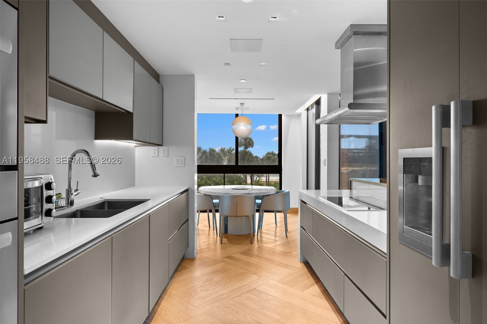9999 Collins Ave Apt 3e, Bal Harbour, FL, 33154, USA, 3 Bedrooms Bedrooms, ,4 BathroomsBathrooms,Condo,Active,9999 Collins Ave Apt 3e,A11958488