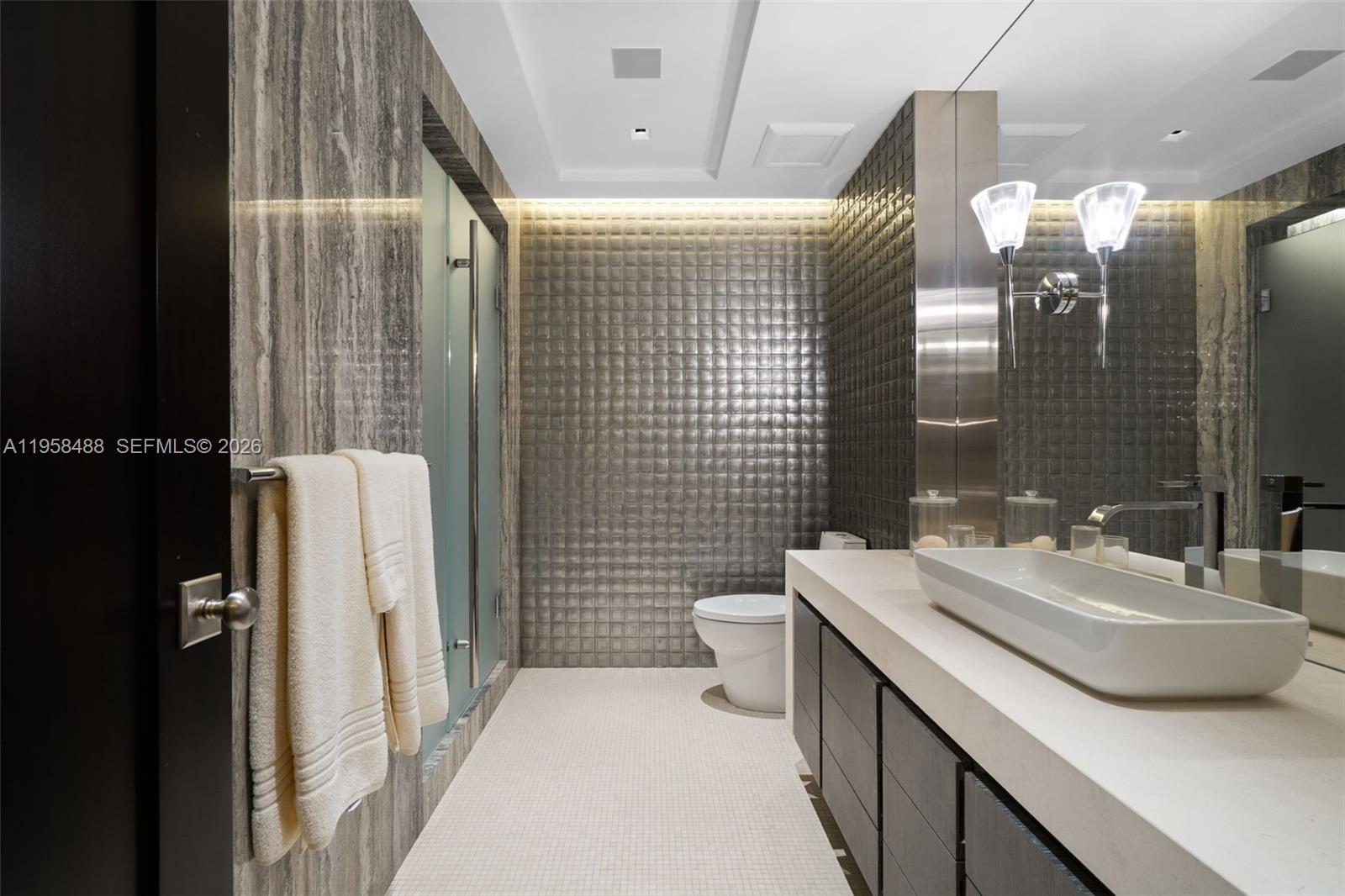 BAL HARBOUR TOWER CONDO - Residential