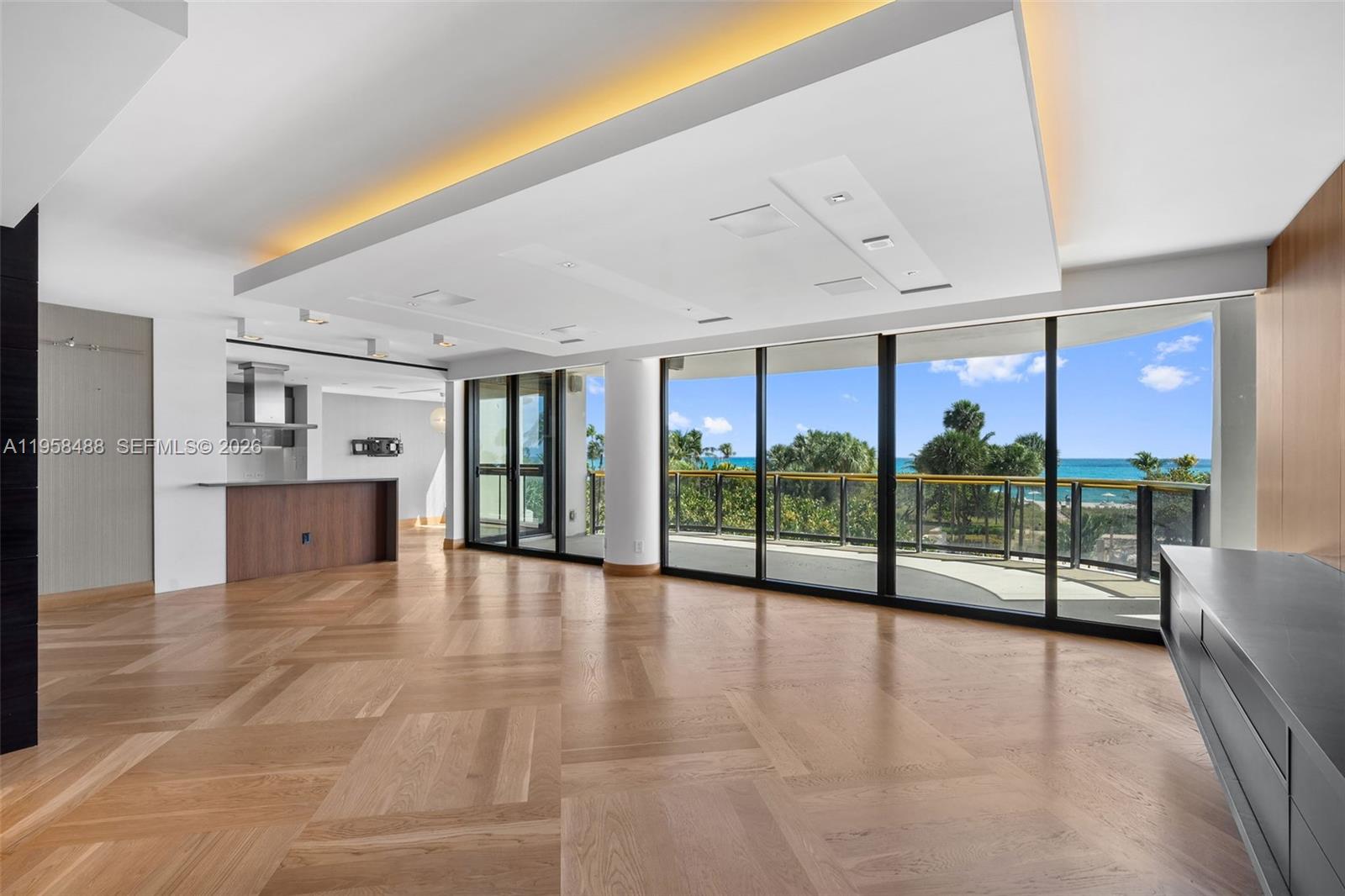BAL HARBOUR TOWER CONDO - Residential
