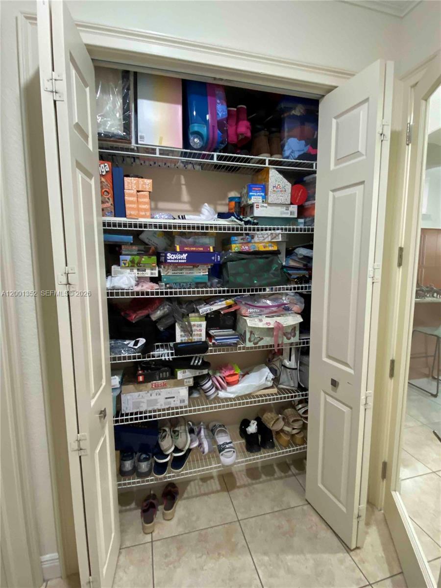 KRIZIA SUB 5TH ADDN - Residential Lease