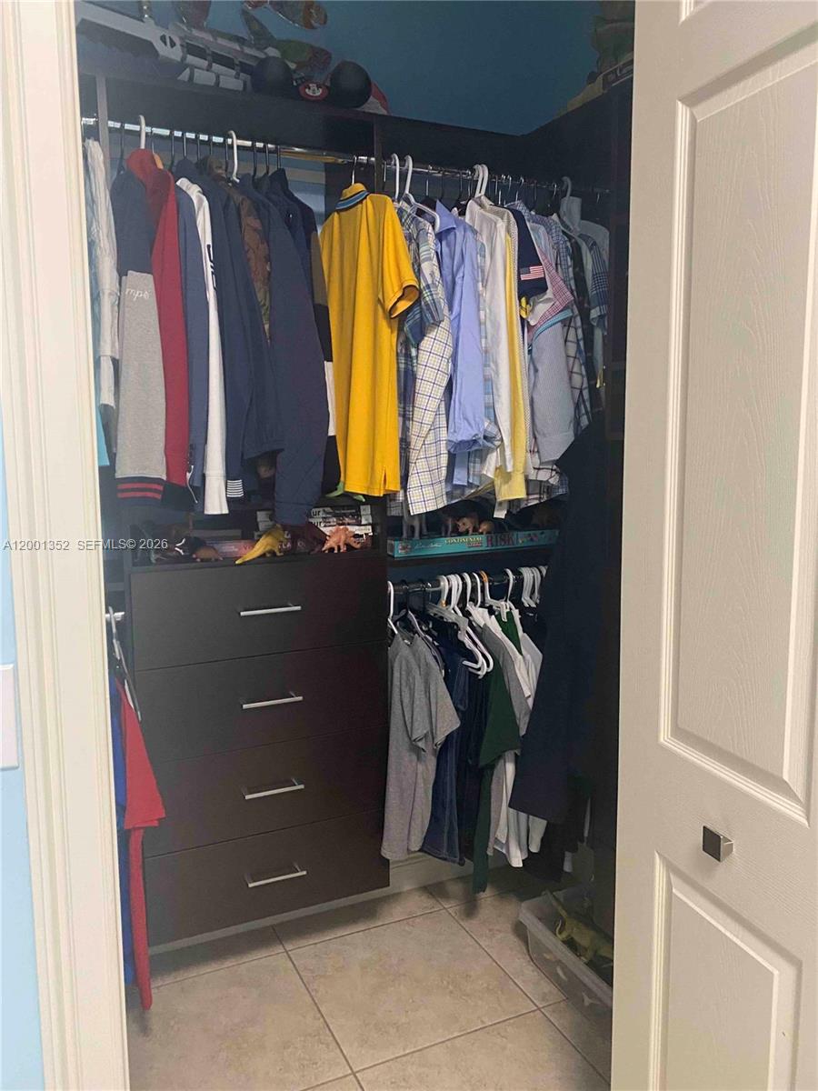 KRIZIA SUB 5TH ADDN - Residential Lease