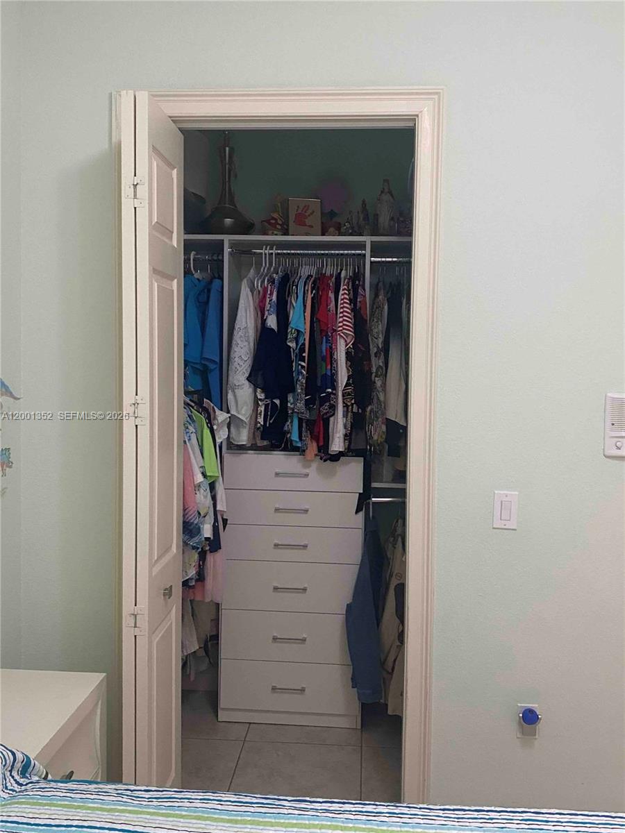 KRIZIA SUB 5TH ADDN - Residential Lease