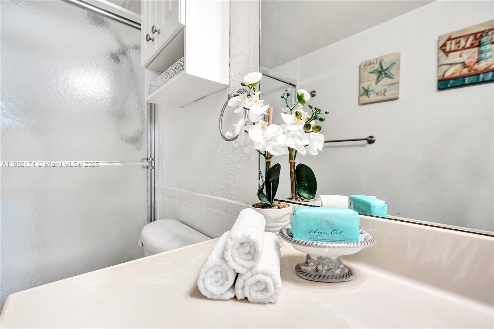 WAVE CONDO - Residential Lease