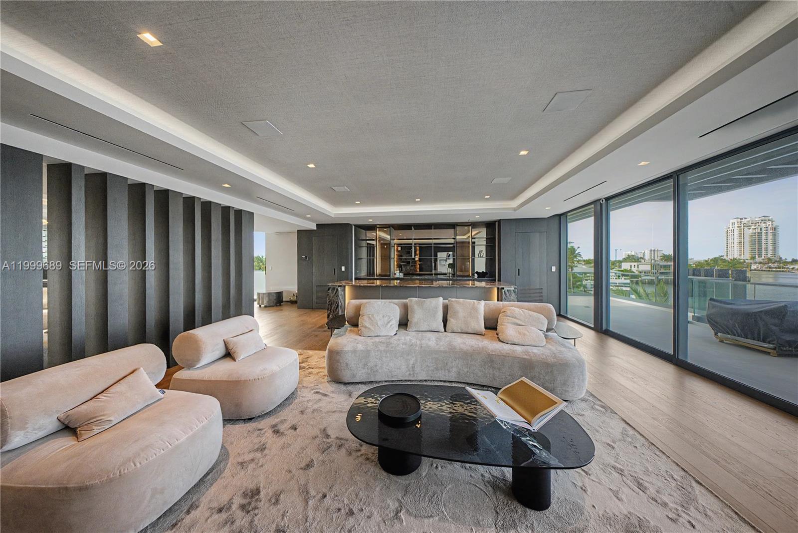 LUCILLE ISLAND - Residential