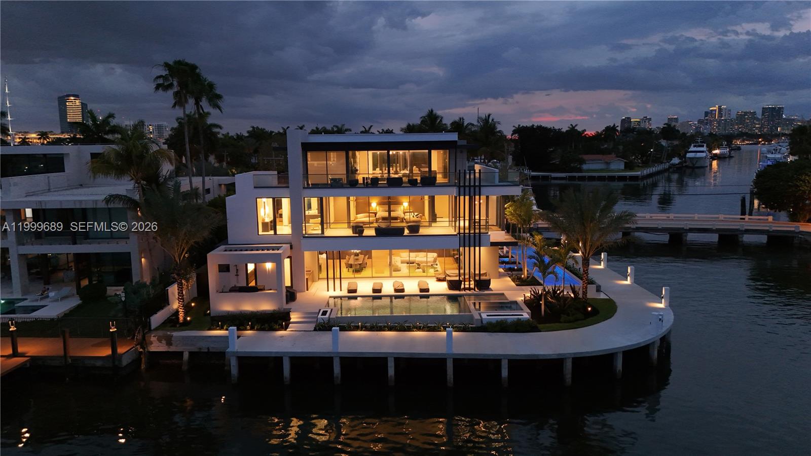 LUCILLE ISLAND - Residential