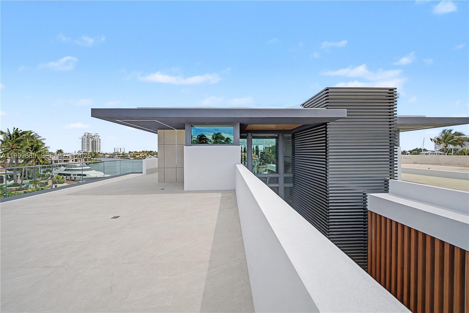 LUCILLE ISLAND - Residential