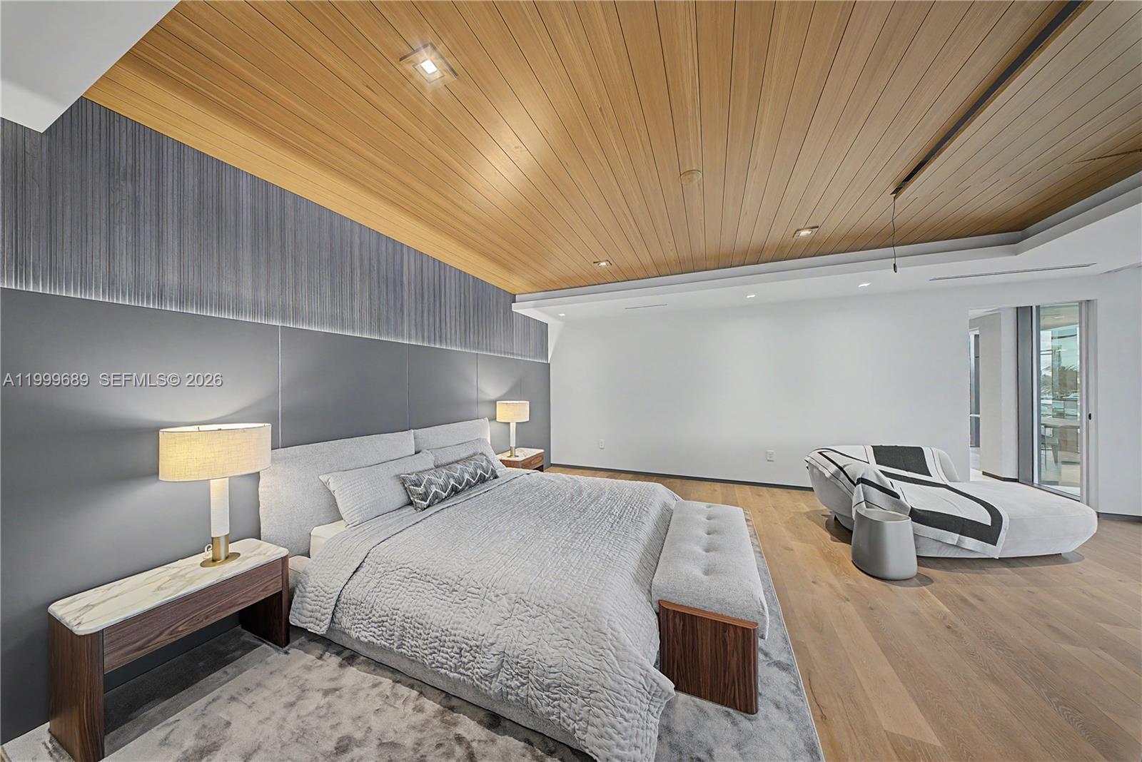 LUCILLE ISLAND - Residential