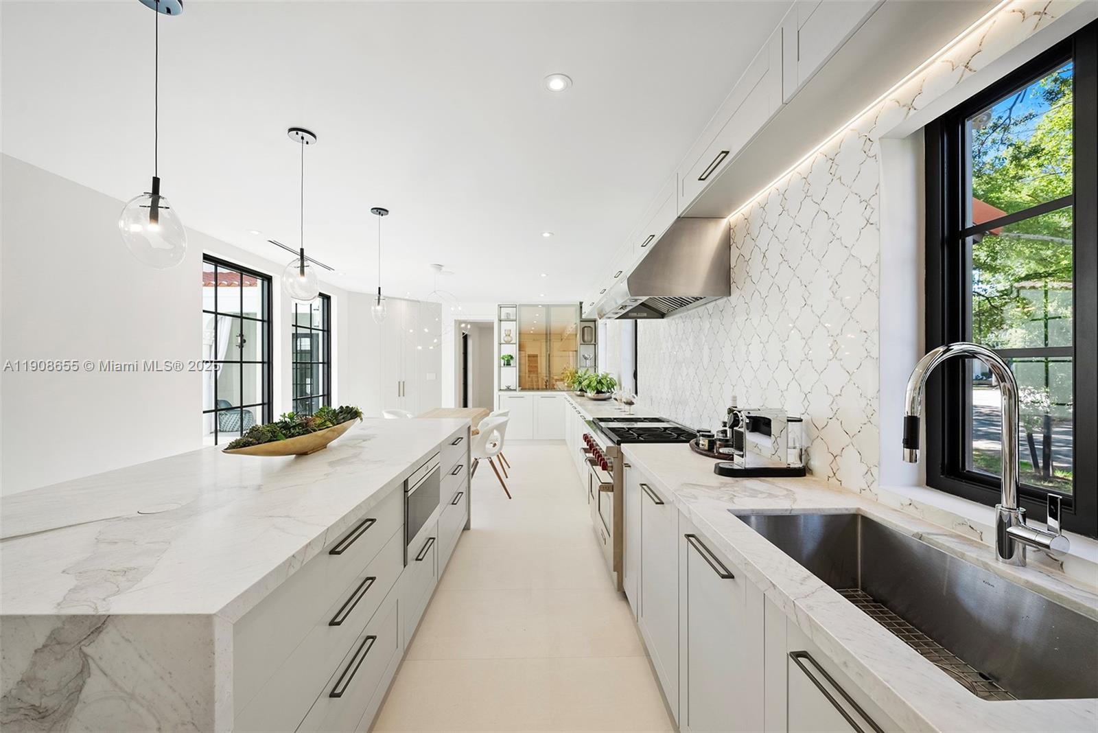 BAYSHORE UNIT 3 - Residential