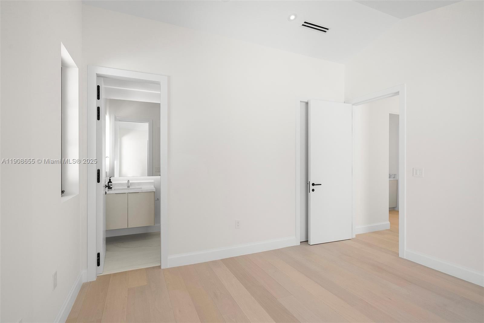 BAYSHORE UNIT 3 - Residential