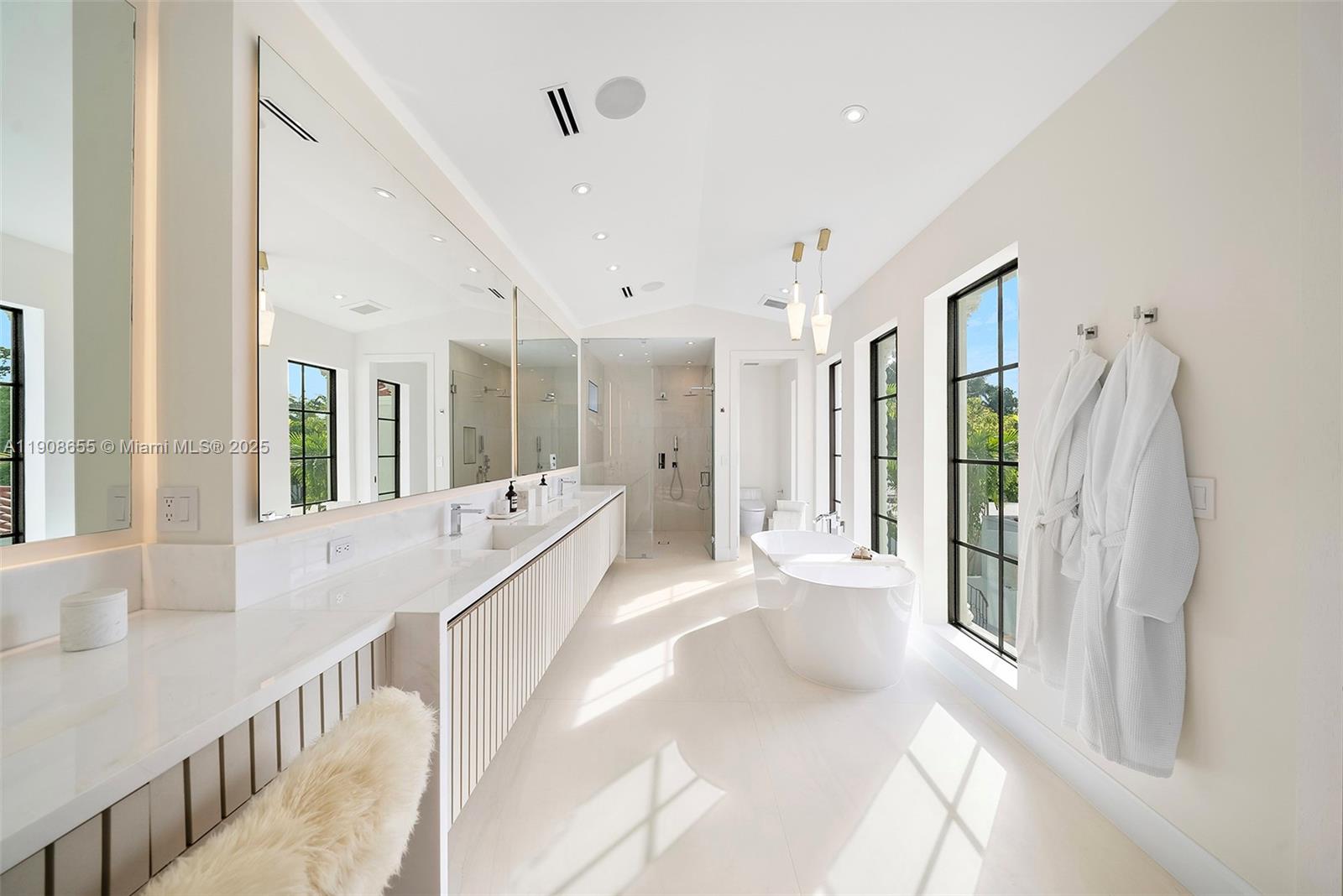 BAYSHORE UNIT 3 - Residential