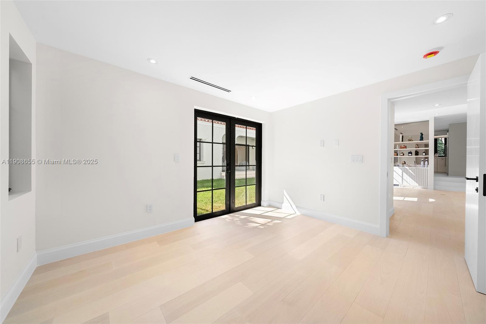 BAYSHORE UNIT 3 - Residential