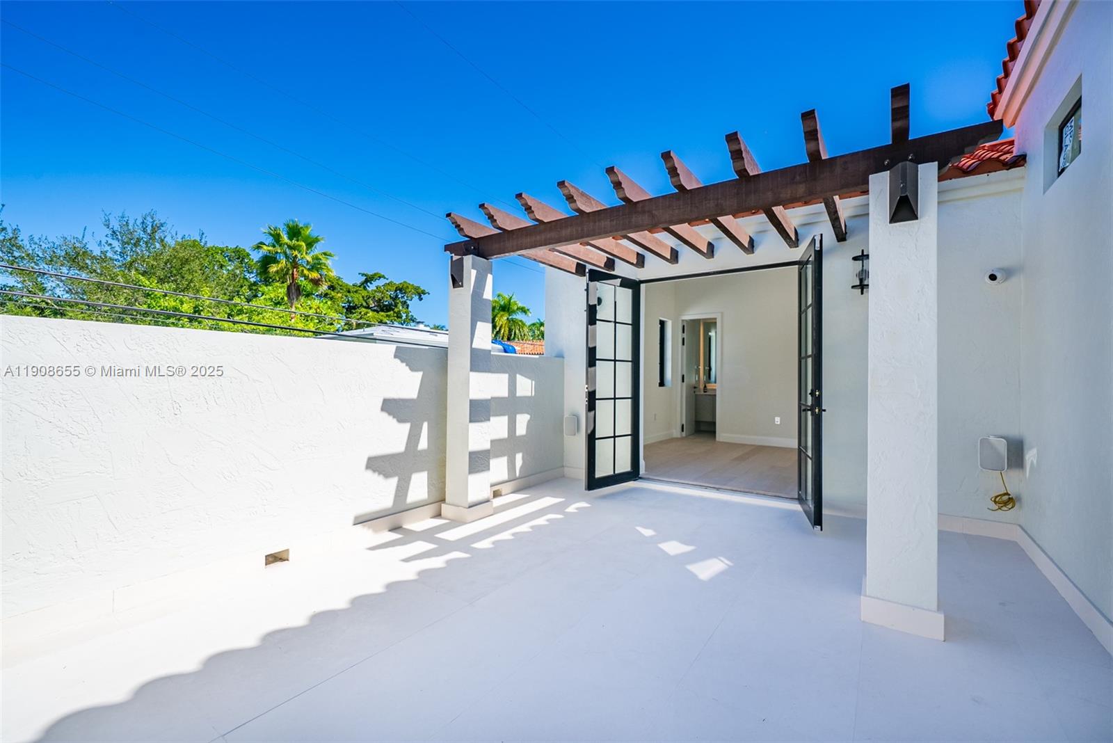 BAYSHORE UNIT 3 - Residential