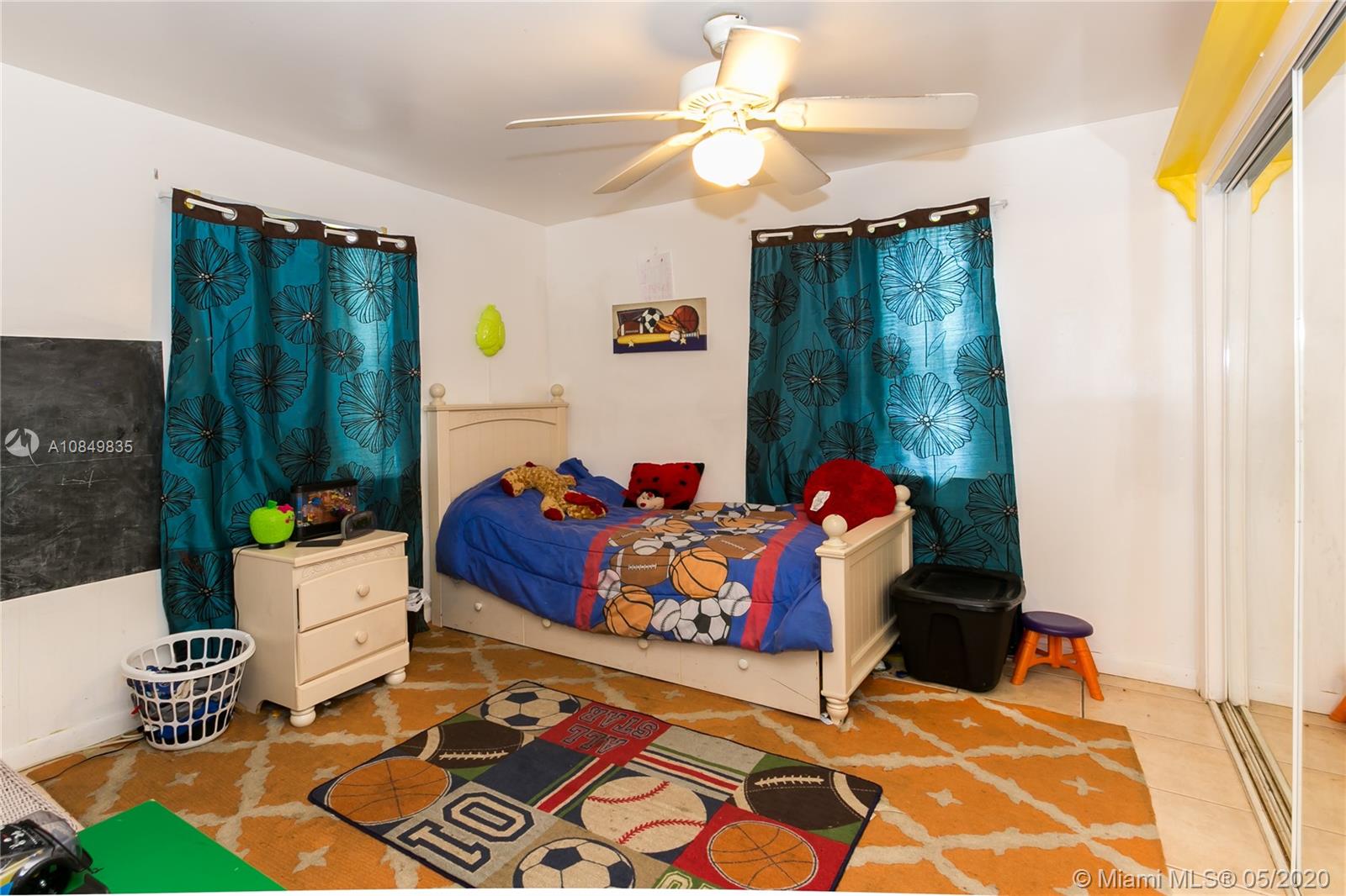 SUNRISE GOLF VILLAGE SEC - Residential