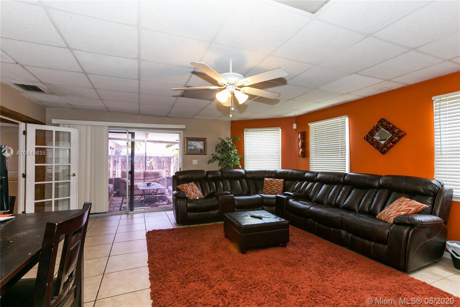 SUNRISE GOLF VILLAGE SEC - Residential