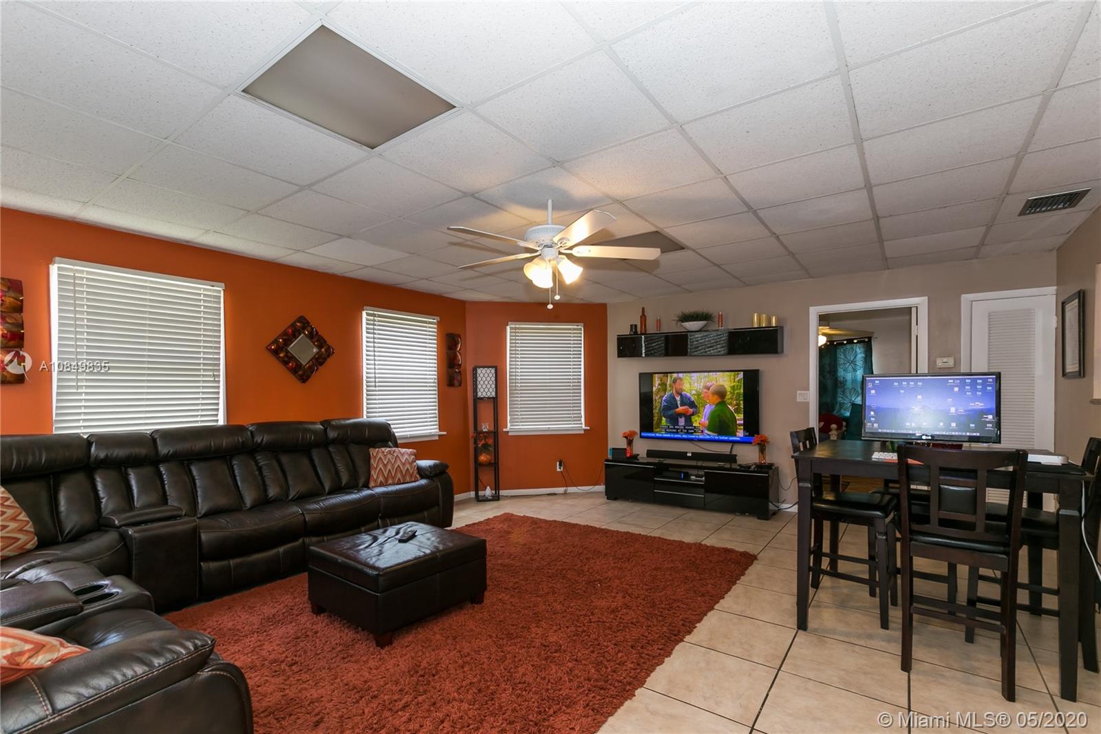 SUNRISE GOLF VILLAGE SEC - Residential