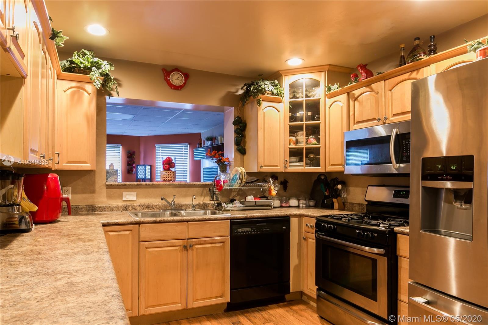 SUNRISE GOLF VILLAGE SEC - Residential