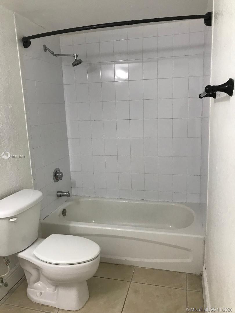 DORAL GARDENS II CONDO - Residential Lease