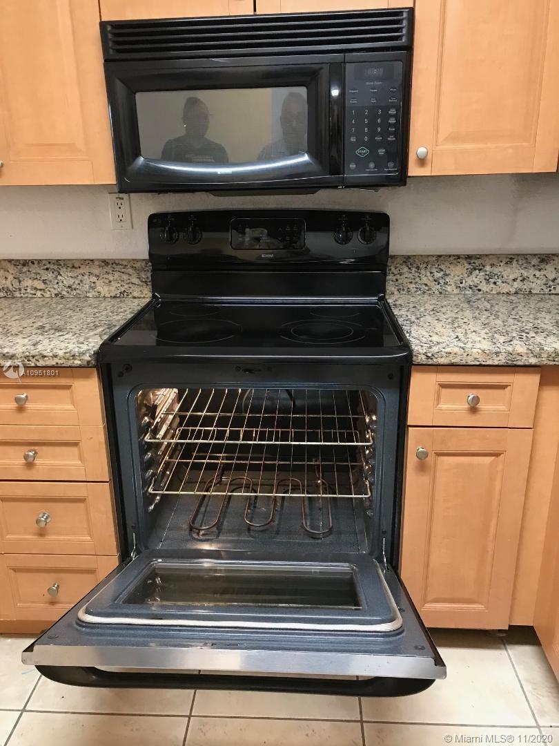 DORAL GARDENS II CONDO - Residential Lease