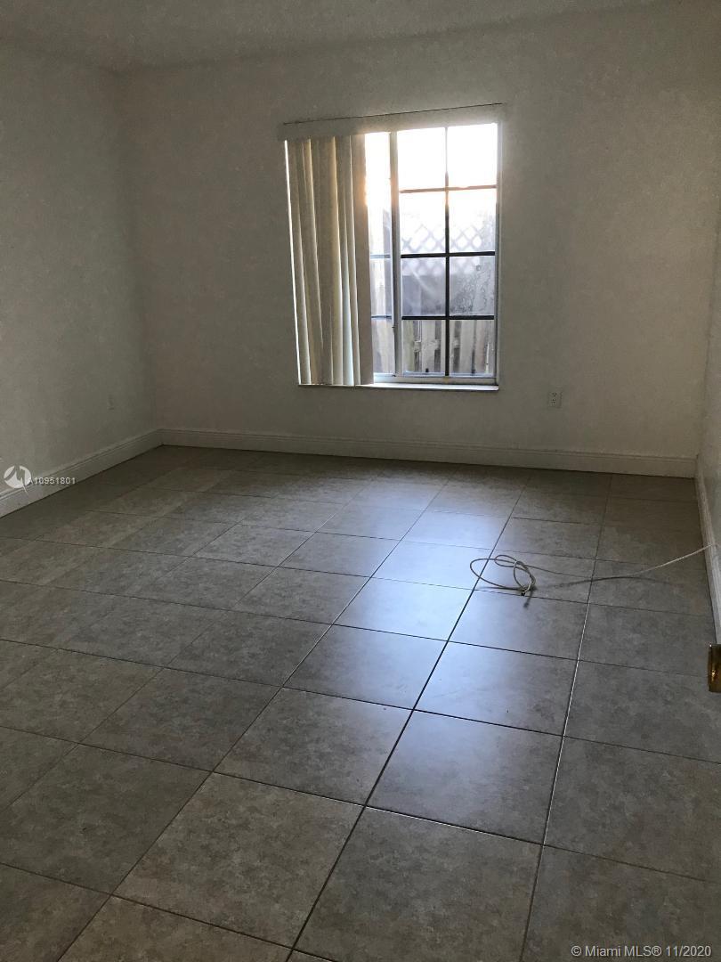 DORAL GARDENS II CONDO - Residential Lease