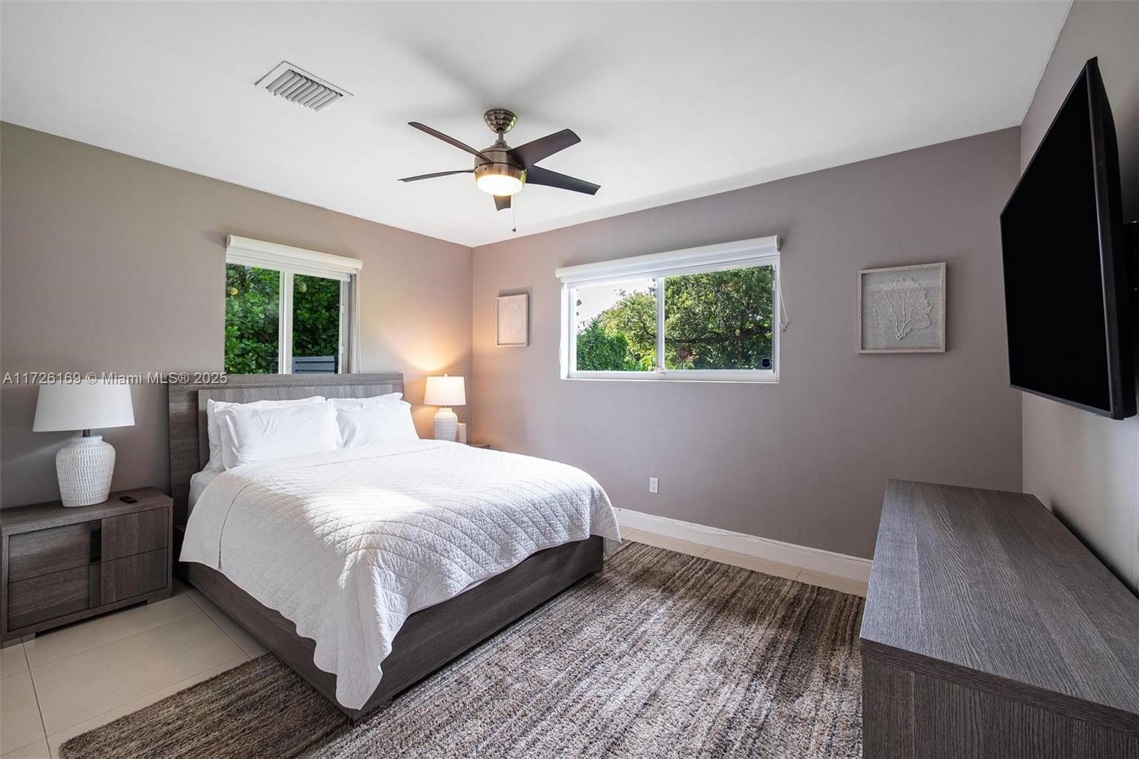 1ST ADDN BISCAYNE LAWN - Residential Lease