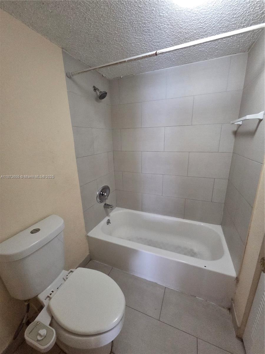 DORAL GARDENS II CONDO - Residential