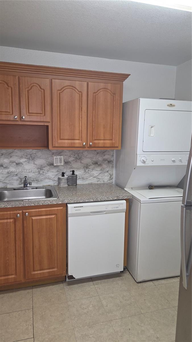 DORAL GARDENS II CONDO - Residential