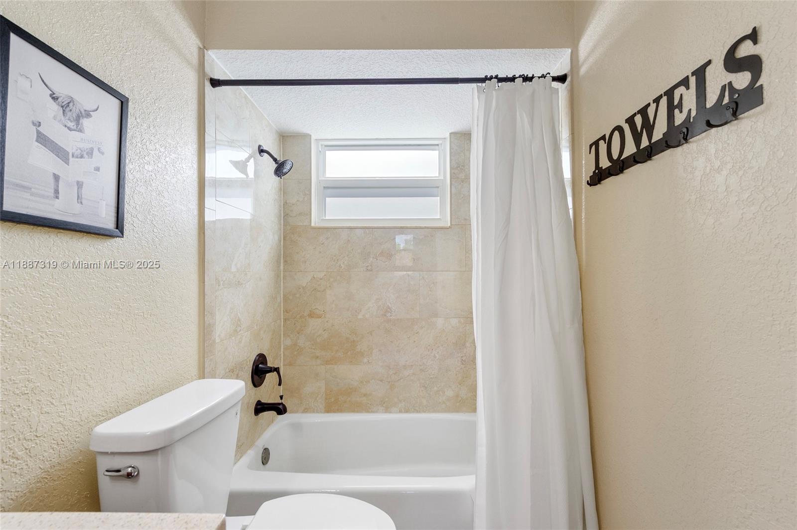 Hampton Lakes - Residential