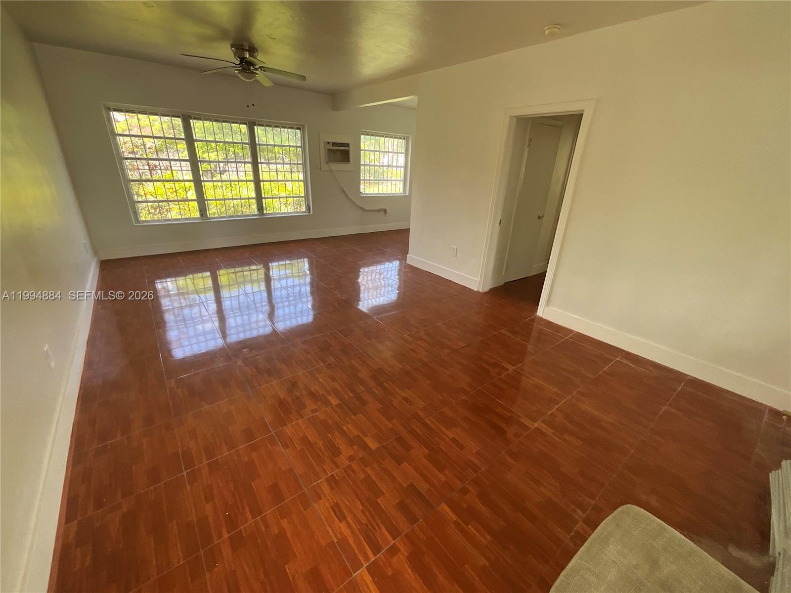 RICHARDS MANORS - Residential Lease