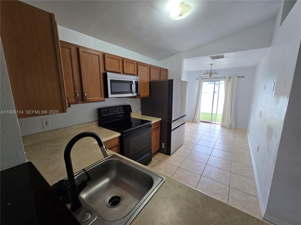 Photo of 4876 30th Ave, Vero Beach, FL 32967 (MLS # A11926114)