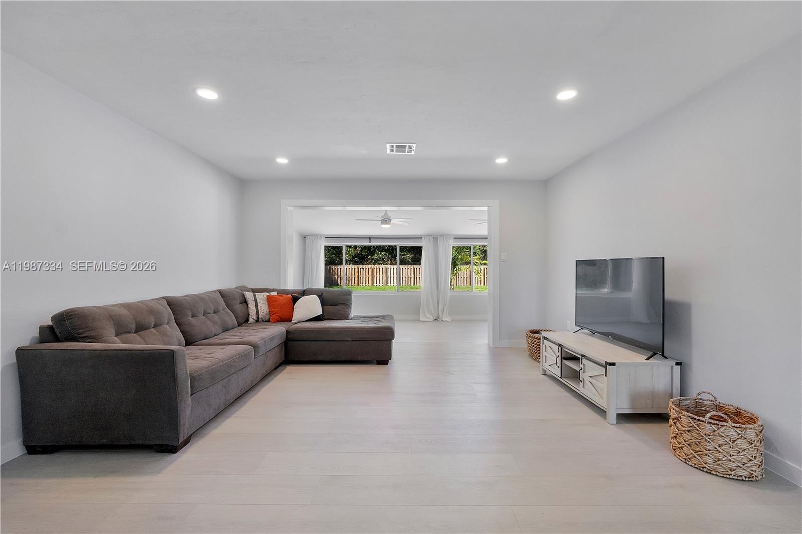 PLANTATION GARDENS - Residential