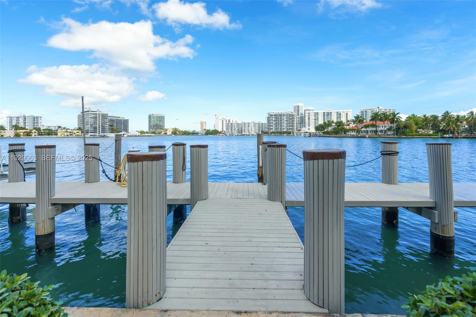 LA GORCE ISLAND - Residential