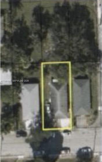 HIGHLAND PARK - Land