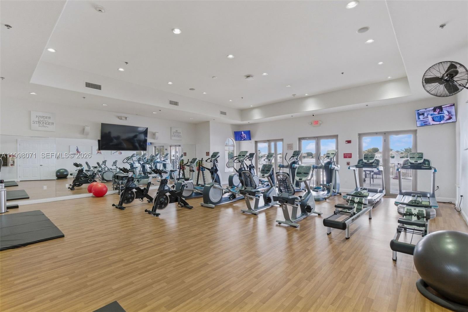 CUTLER CAY - Residential