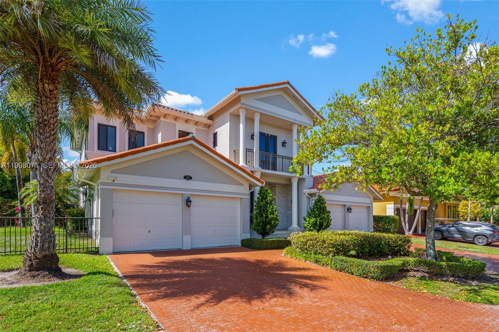 CUTLER CAY - Residential