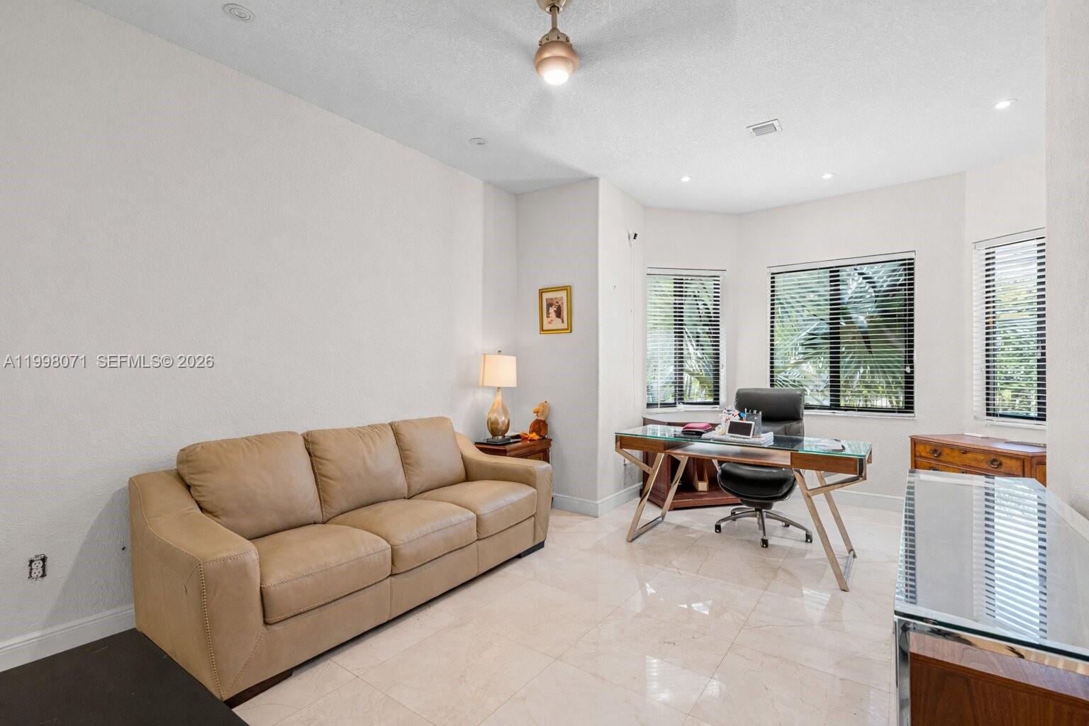 CUTLER CAY - Residential