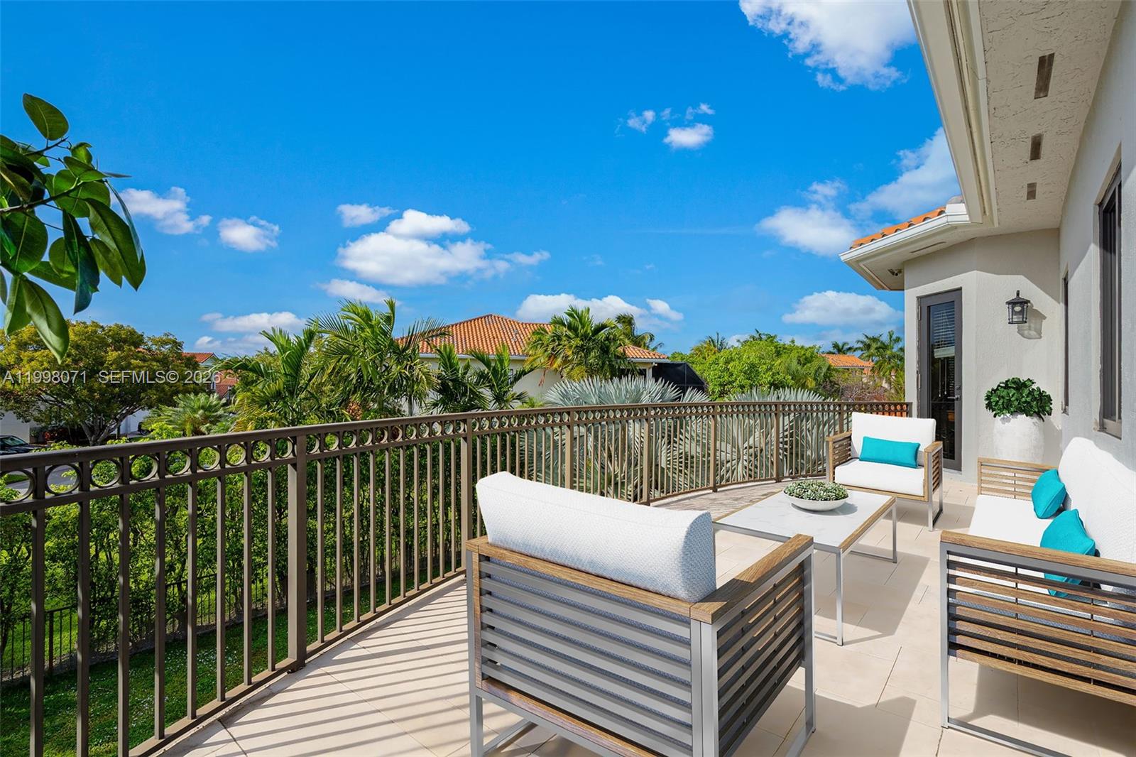 CUTLER CAY - Residential