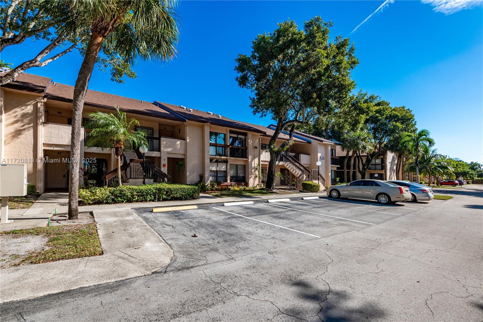 Property for Sale at 2363 Sw 15th St 87, Deerfield Beach, Broward County, Florida - Bedrooms: 2 
Bathrooms: 2  - $234,900