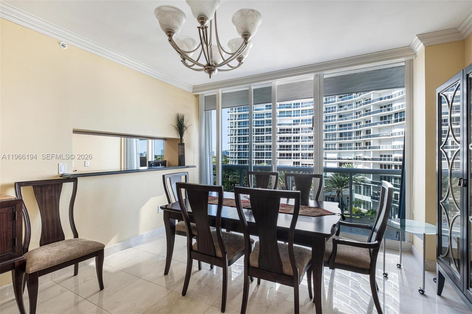 SOLIMAR CONDO - Residential