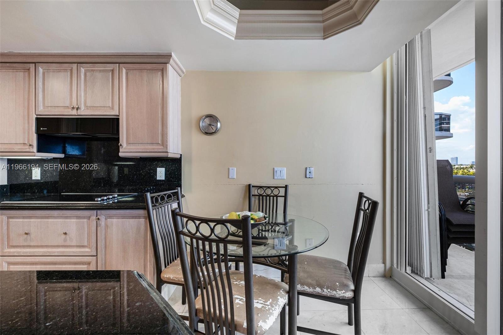 SOLIMAR CONDO - Residential