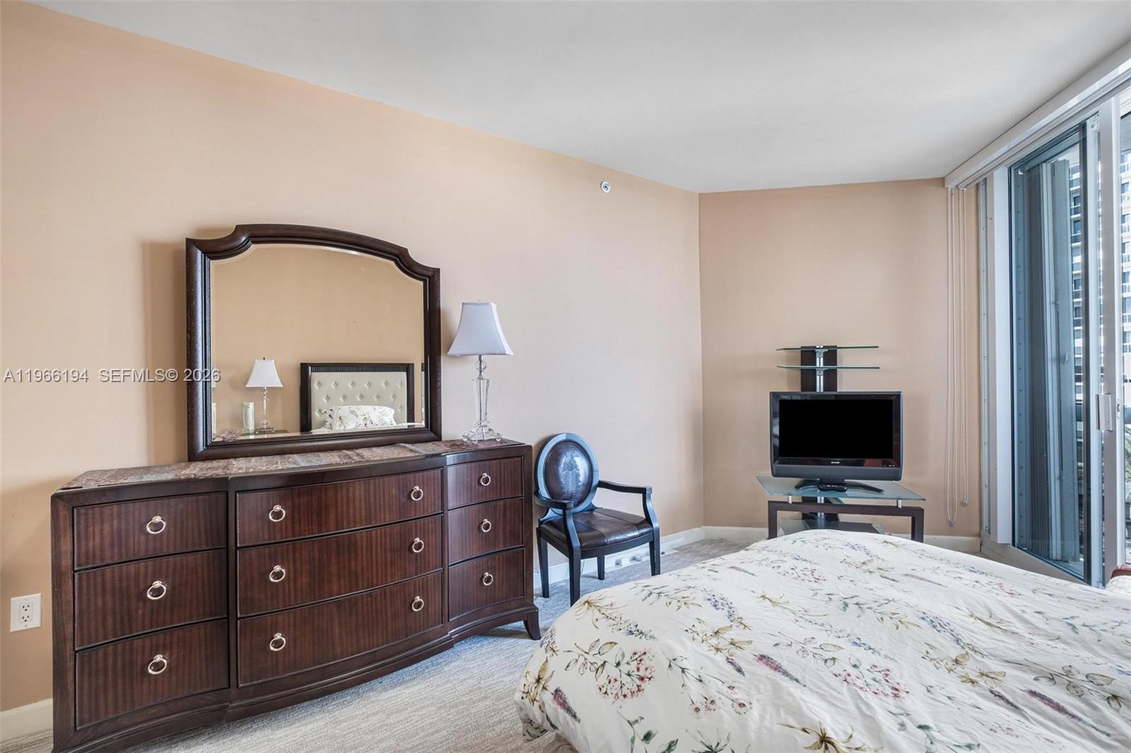 SOLIMAR CONDO - Residential